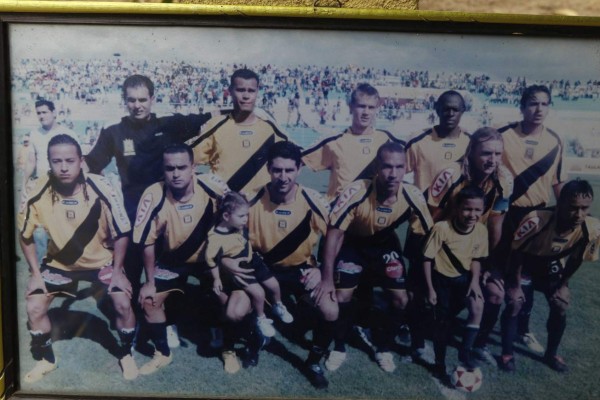 Él es el futbolista hondureño que perdió la pasión por jugar tras muerte de su novia