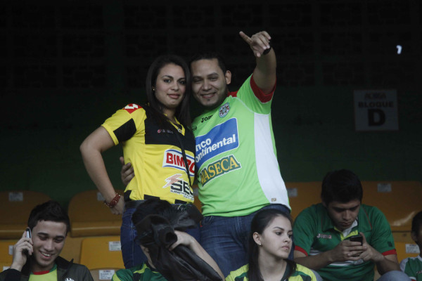 Imágenes de ambiente del Clásico Sampedrano Real España vs Marathón