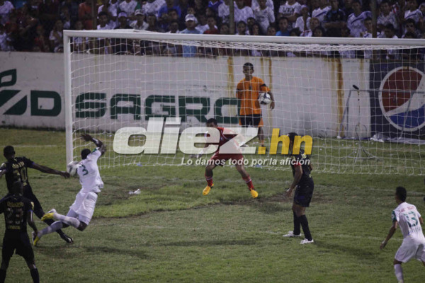 Platense y Olimpia empataron en el partido de ida de las semifinales