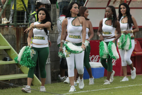 El ambiente en el clásico Marathón vs Real España