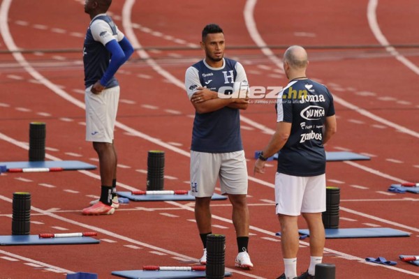 ¿Coito con un 4-3-3? Así fue el último entreno de Honduras antes del juego con Costa Rica