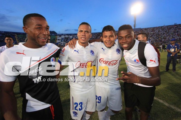 ¡Olimpia celebra su copa 29 de la Liga Nacional.