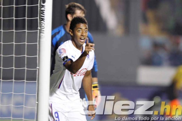 Olimpia venció al Portland 3-1 y clasifica a cuartos