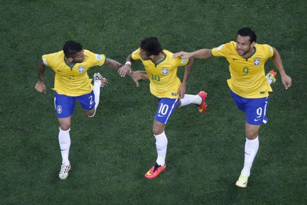 Brasil sorprende a Croacia en su primer partido 3-1