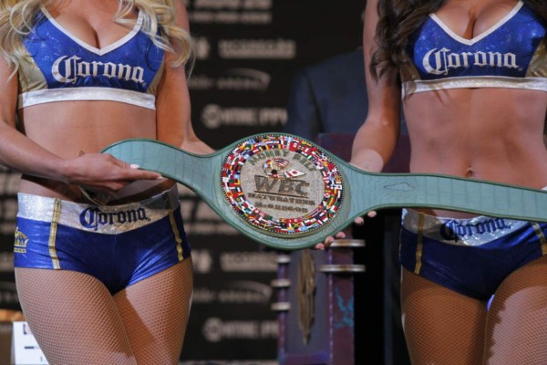 En fotos: Polémica e insultos entre Mayweather y McGregor a un día de la pelea