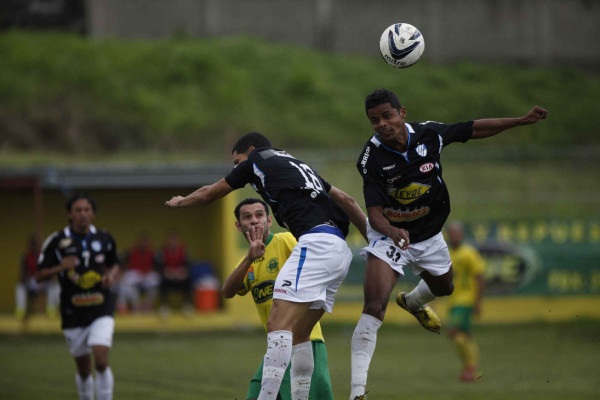 Parrillas One empató 0-0 con el Victoria