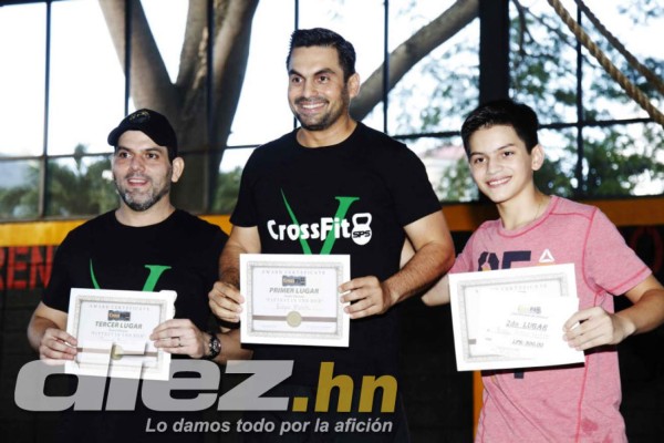 Fuerza y resistencia en el 'Fittest in the box” San Pedro Sula 2015