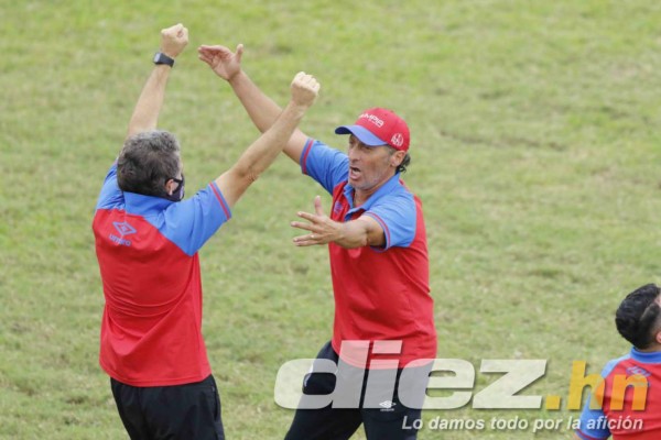 No se vio en TV: Jugó en otro equipo y celebró el título de Olimpia, la locura de Troglio y lágrimas en Marathón