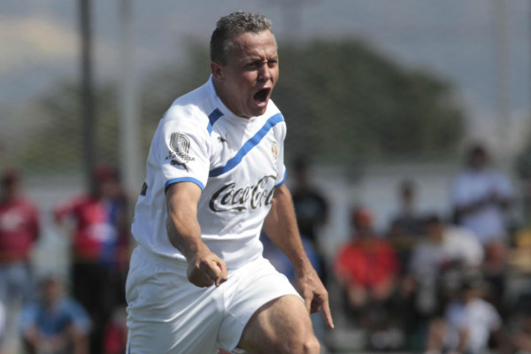 El Olimpia se conoró campeón de la Liga Central de Veteranos