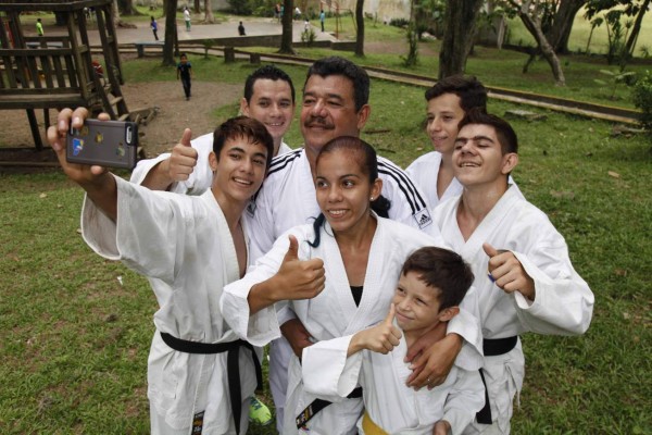 FOTOS: familia Armijo, el karate corre por su sangre