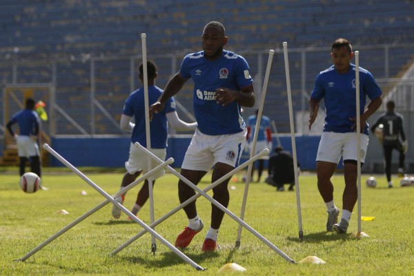 Fichajes: Motagua prepara otro refuerzo; dos legionarios al ascenso y Olimpia tiene nueva baja
