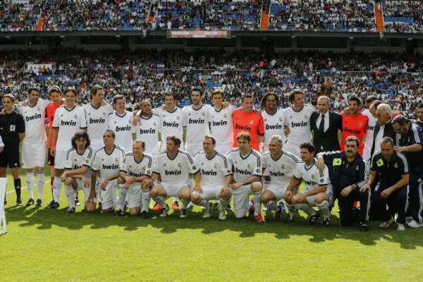 Leyendas del Real Madrid vs leyendas del Juventus