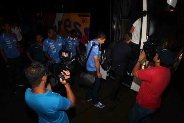Honduras regresó a las 02:45 am de este sábado a San Pedro Sula