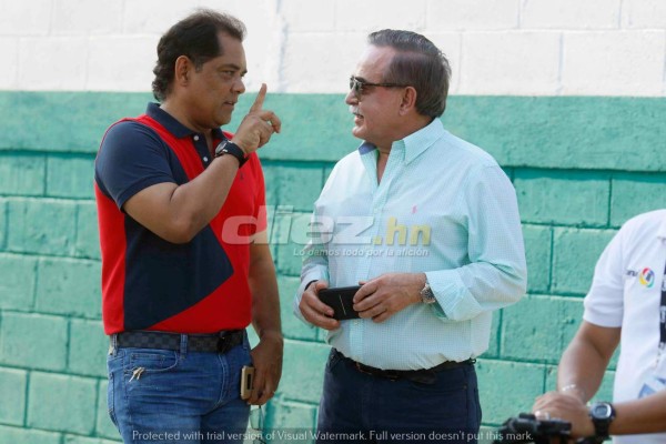 ¡En bicicleta y gozando! Así viven Marathón y Real España las horas previas al clásico sampedrano