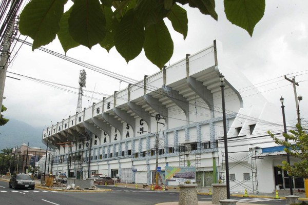 Así quedó la nueva fachada del estadio Morazán de San Pedro Sula