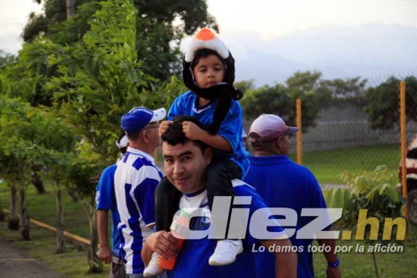 El ambiente en el estadio Olímpico con Honduras-Venezuela