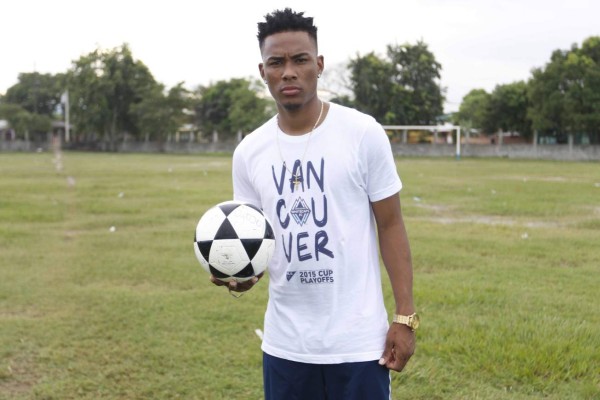 Romell Quioto con pie y medio fuera de Olimpia; estos son los rumores y fichajes en Honduras