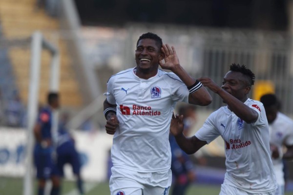 ¿Viejos? Los jugadores de la Liga Nacional que no aparentan su edad