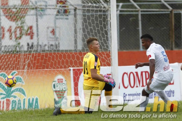 CURIOSO: Un espontáneo en Comayagua y el lugar donde apareció Pinto