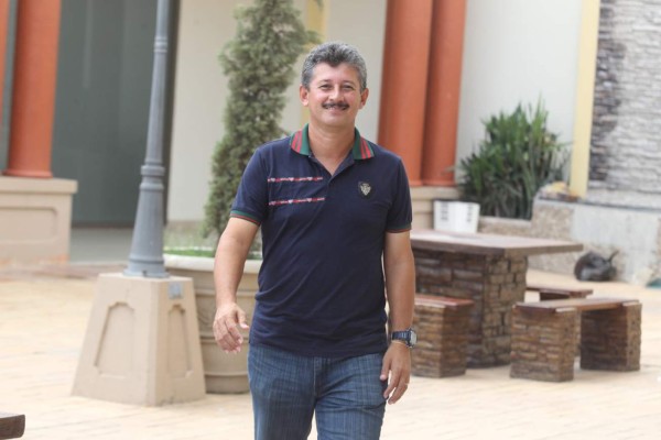 Mercado : Dos grandes van por 'La Flecha', Olimpia busca lateral y Moreira es noticia