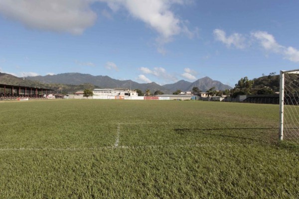 FOTOS: La remodelación que se realiza en el estadio Marcelo Tinoco de Danlí