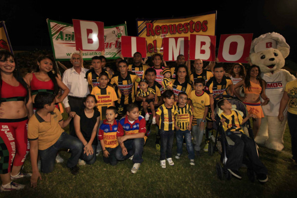 El día más feliz de Bryan Rosales.