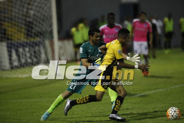 Las imágenes que no viste en televisión del Real España-Olimpia