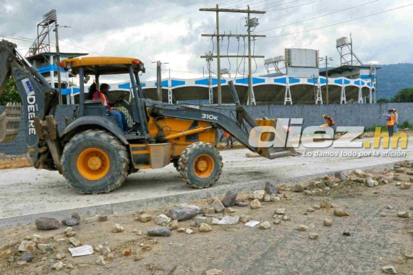 FOTOS: Así están las afueras del Olímpico previo al Real España-Olimpia