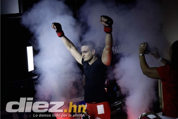 Espectacular velada de artes marciales mixtas de la HFL