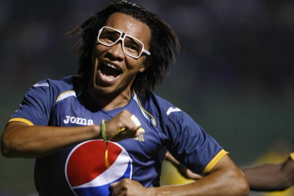 FOTOS: Las locuras de Rambo de León y una vida llena de fútbol