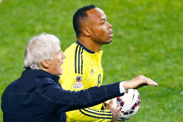 Argentina sufre en penales pero se mete a semifinales de Copa América