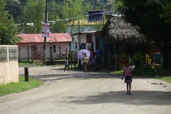 El álbum desconocido de Romell Quioto; sonrisas y tragedia en su camino al éxito