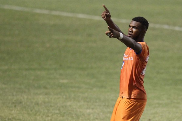 Rumores/Fichajes: Amado dirigiría en el extranjero, Marathón ficha otro jugador