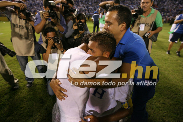 Imágenes de la celebración a Sudáfrica en El Salvador.