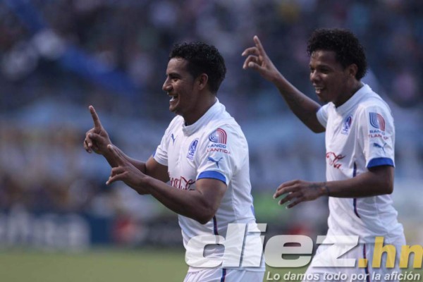 Olimpia puso de rodillas al Motagua y lo humilló ganándole 4-1