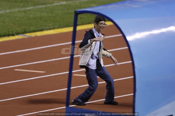 La visita especial en la práctica de la Selección de Honduras y el gesto de Fabián Coito