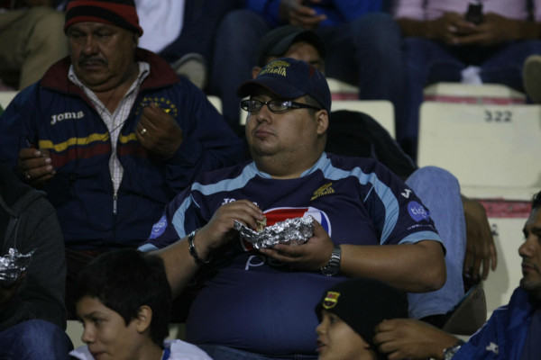 Motagua venció 3-2 al Real España y se clasificó a las semifinales