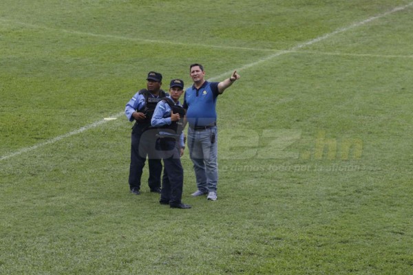 CURIOSAS: La sonrisa de Tim Cahill y el resguardo por cielo y tierra a Australia