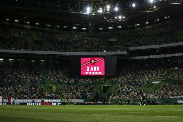 No se vio del Portugal-España: 'Fotón' de Sergio Ramos y Cristiano Ronaldo con regalo incluido