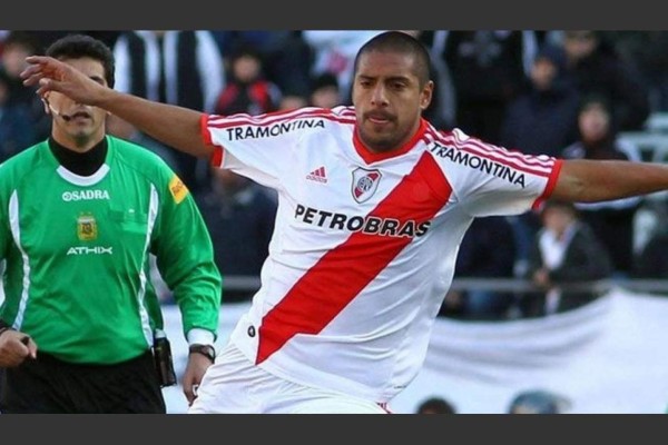 SORPRESAS | Hondureños agitan el mercado de fichajes en Centroamérica