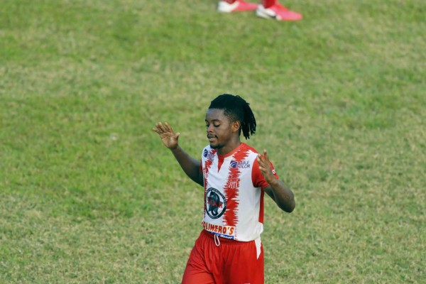 La revolución del 'Sheriff” Delgado en Real España: Fichajes, bajas, cedidos y jugadores intocables