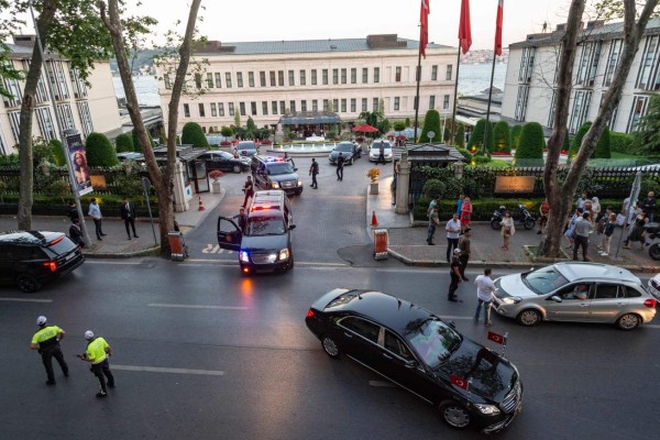 Fotos: Así es Amine Gülse, la hermosa ex miss turca que se casó con Ozil