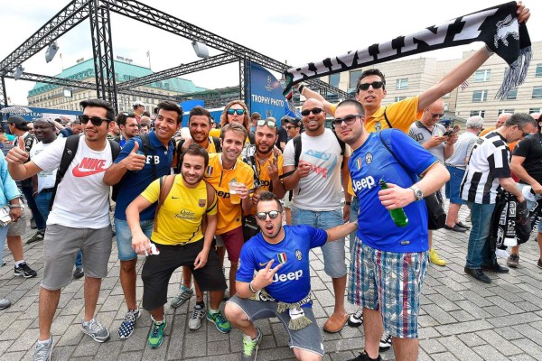 Las 20 mejores fotos de los aficionados de la Juventus en Berlín