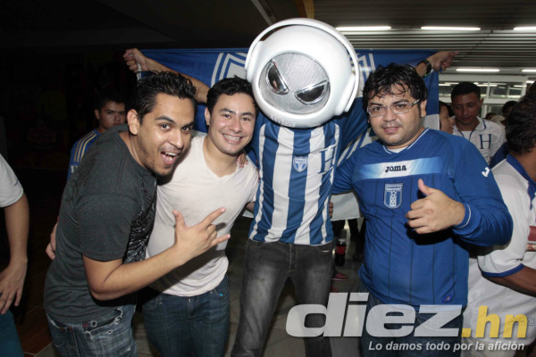 Espectacular recibimiento a la Selección de Honduras