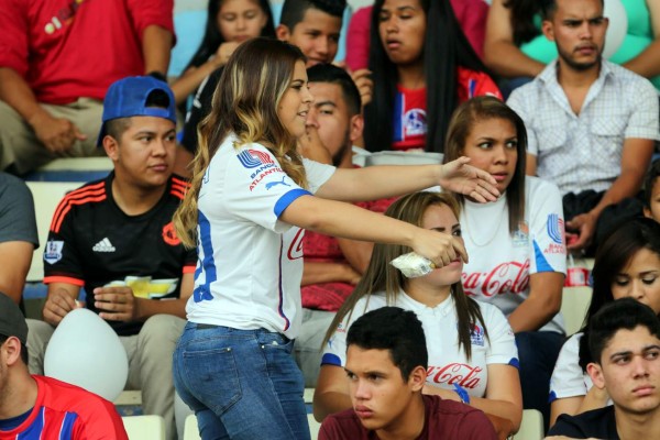Las chicas más bellas que nos dejaron las semis en Honduras