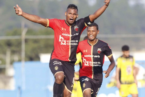 Chicas bellas, lágrimas y ambientazo: Así se vivió en Copán el Deportes Savio-Génesis por la Liga de Ascenso