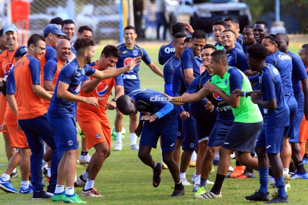 Fotos: Olimpia alista cambios, Real España esconde sus armas y Platense sin descanso