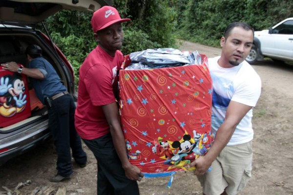Los jugadores hondureños que han mostrado su lado solidario