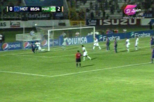 ¿Fue o no penal de Israel Silva contra Héctor Castellanos?