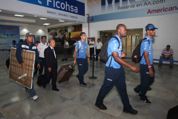 Honduras regresó a las 02:45 am de este sábado a San Pedro Sula